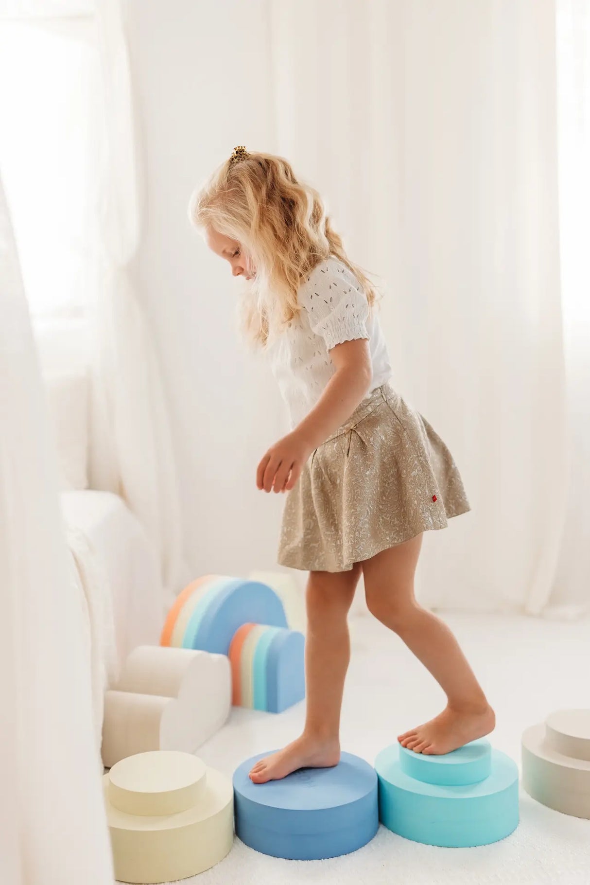 Moes rainbow chair stapelstenen