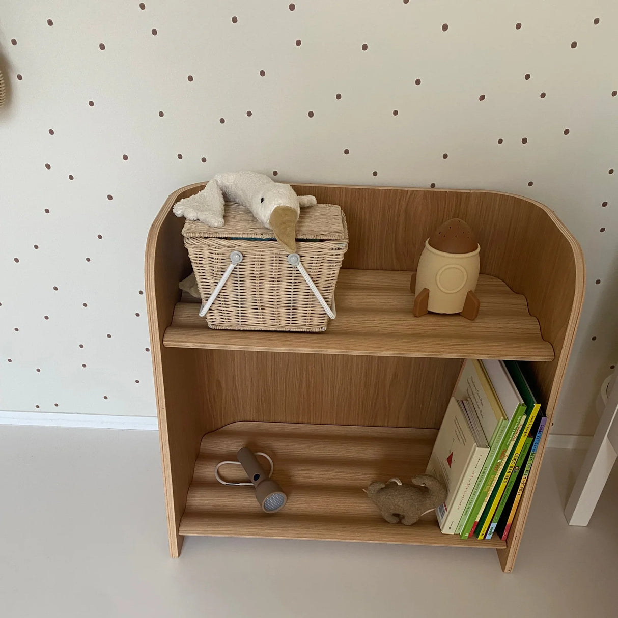 Boekenkast - Curvy bookcase small