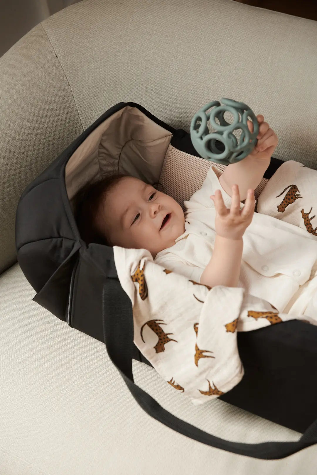 Liewood baby teether bijtring voor newborn bal