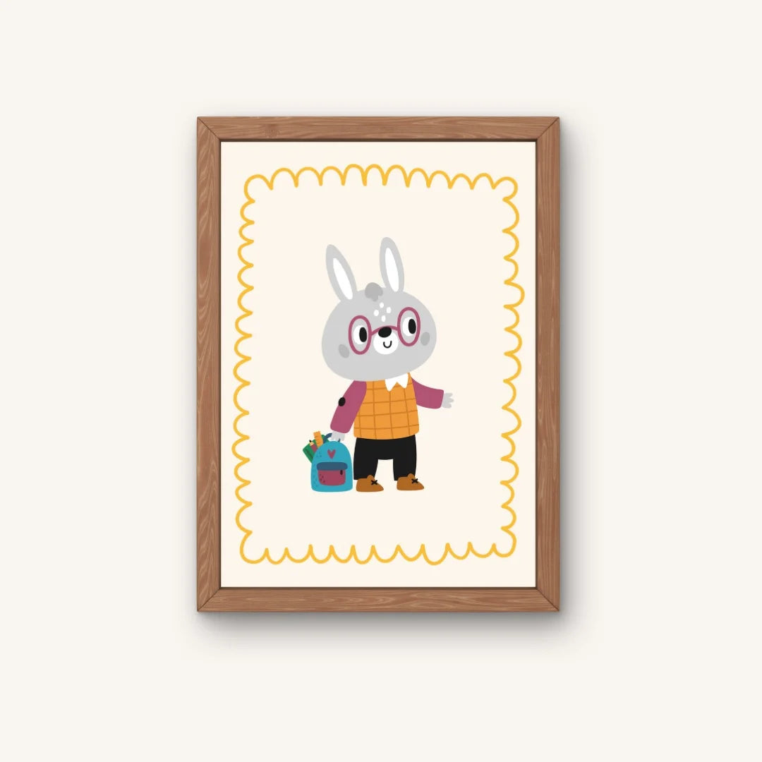 Poster met grappige illustratie van een konijn in een retro stijl. Speciaal ontworpen voor babykamers en kinderkamers.