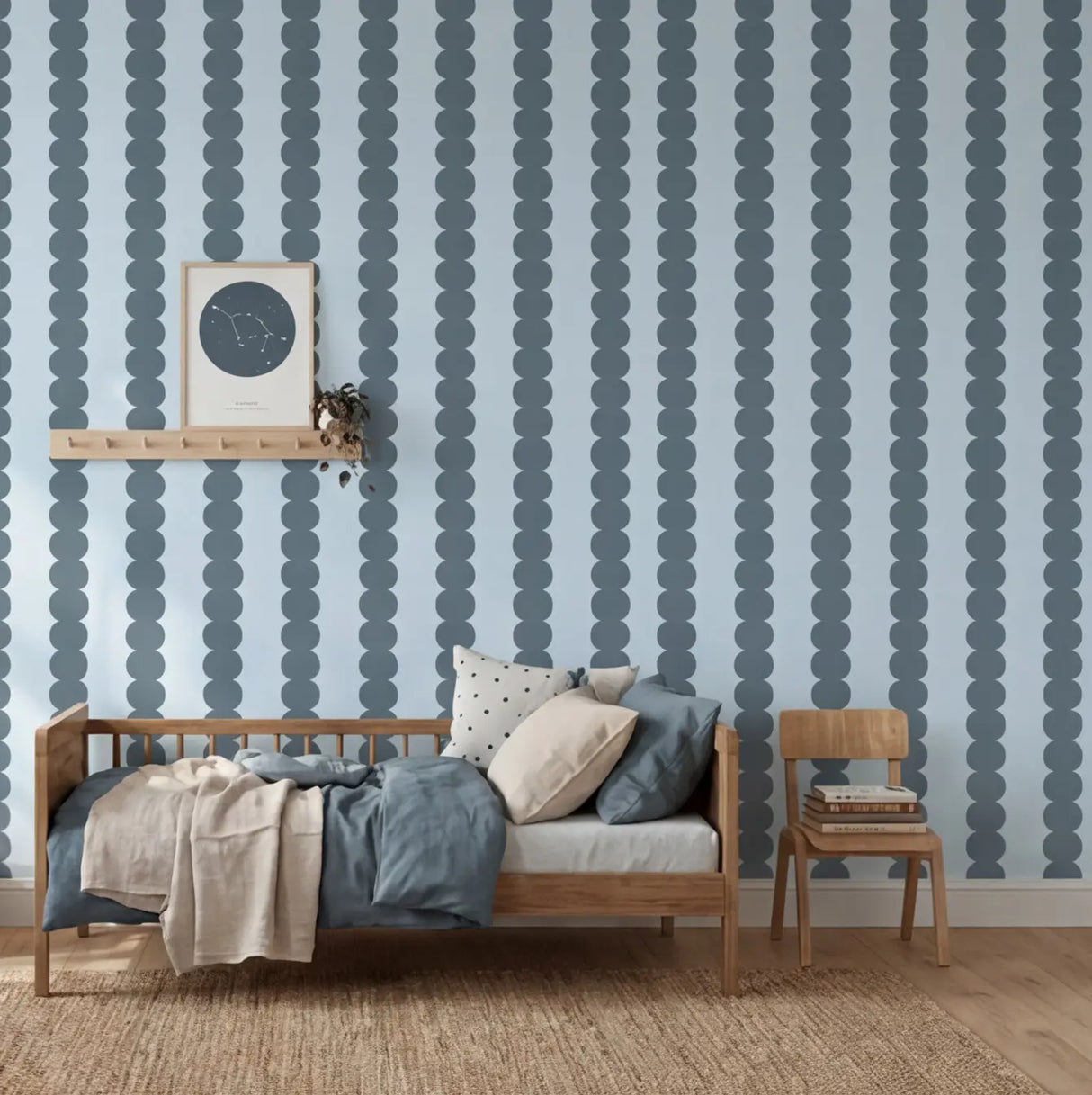 Retro behang in blauw met strepen / blobs - bollen voor een stoere jongenskamer of babykamer