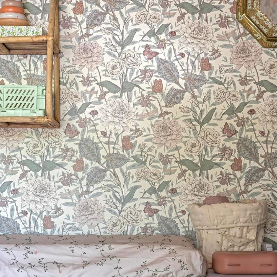 Bloemenbehang voor de kinderkamer of babykamer