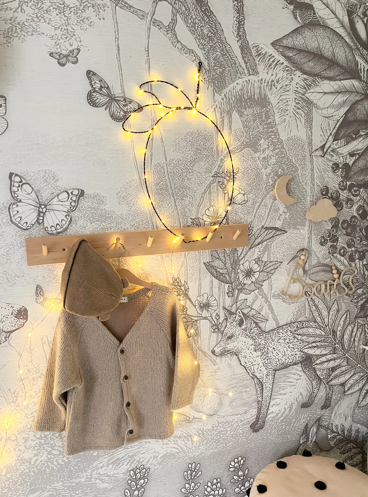 Draadlamp van studio vraco met citroen vorm. Speciaal voor de kinderkamer.