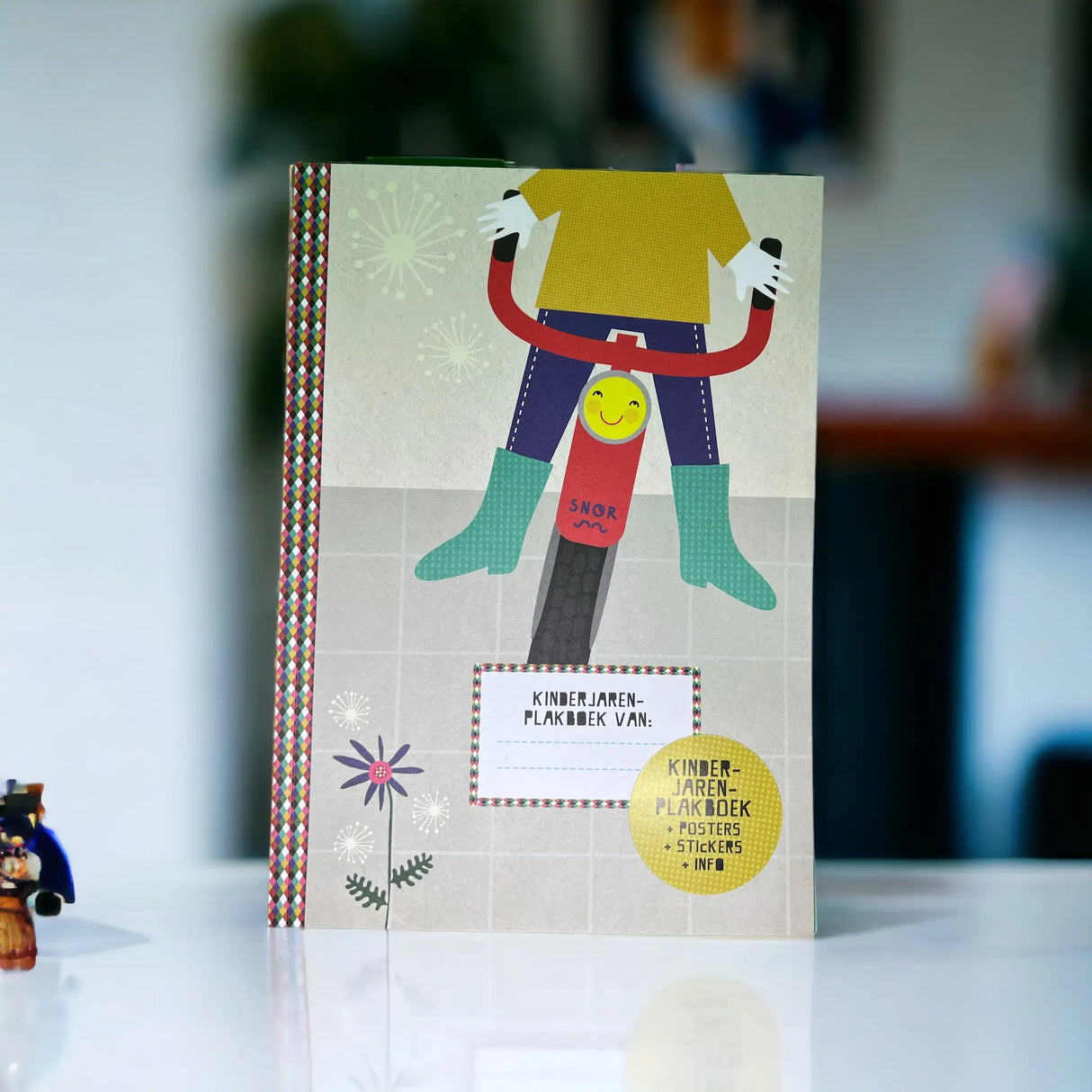 Uitgeverij Snor Kinderjaren plakboek