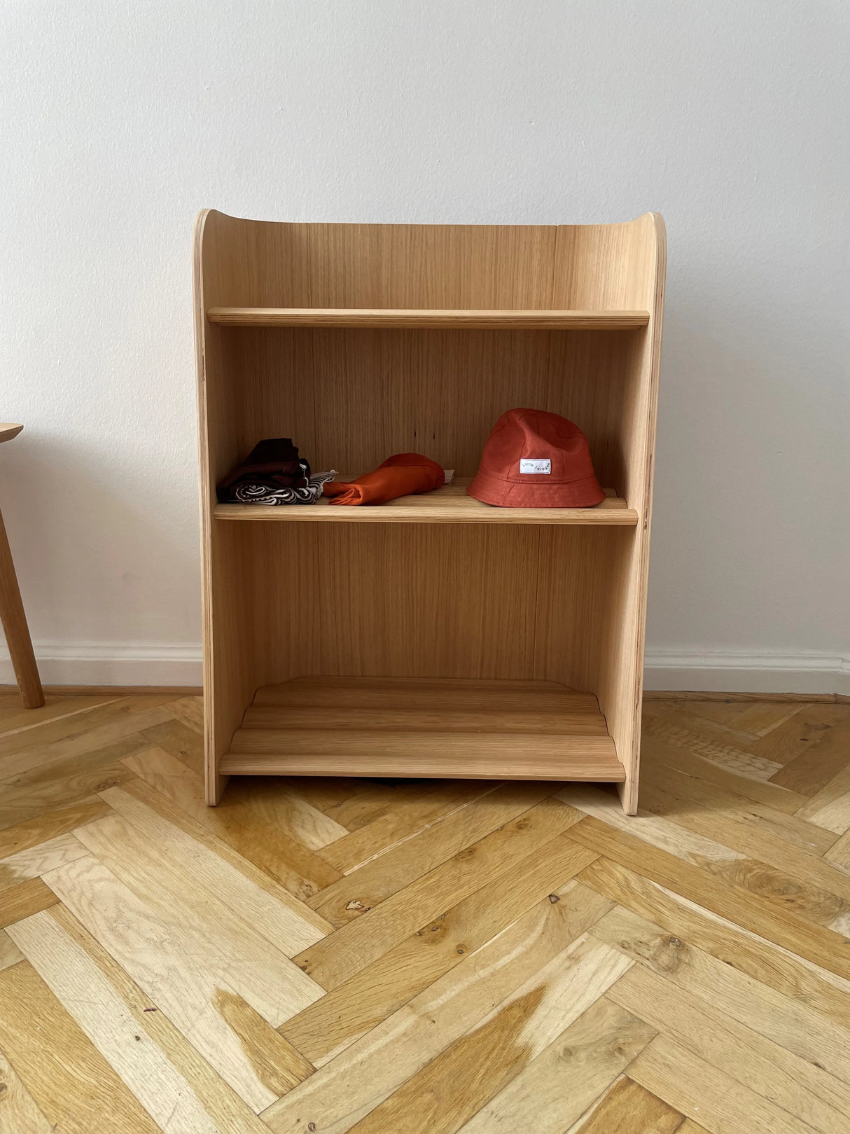 Boekenkast - Curvy bookcase