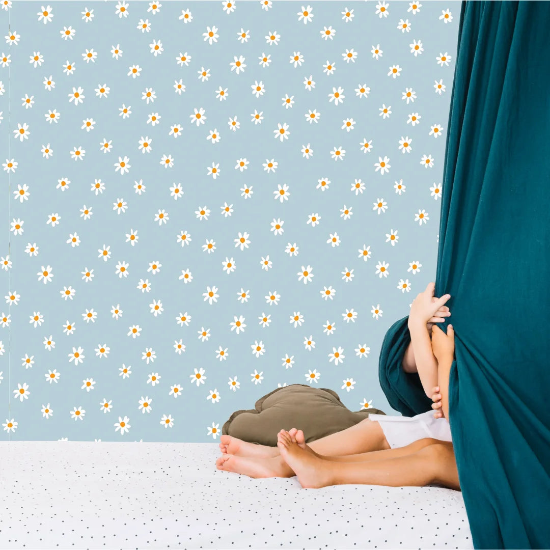 Madelief bloemenbehang voor kinderkamers en babykamers.