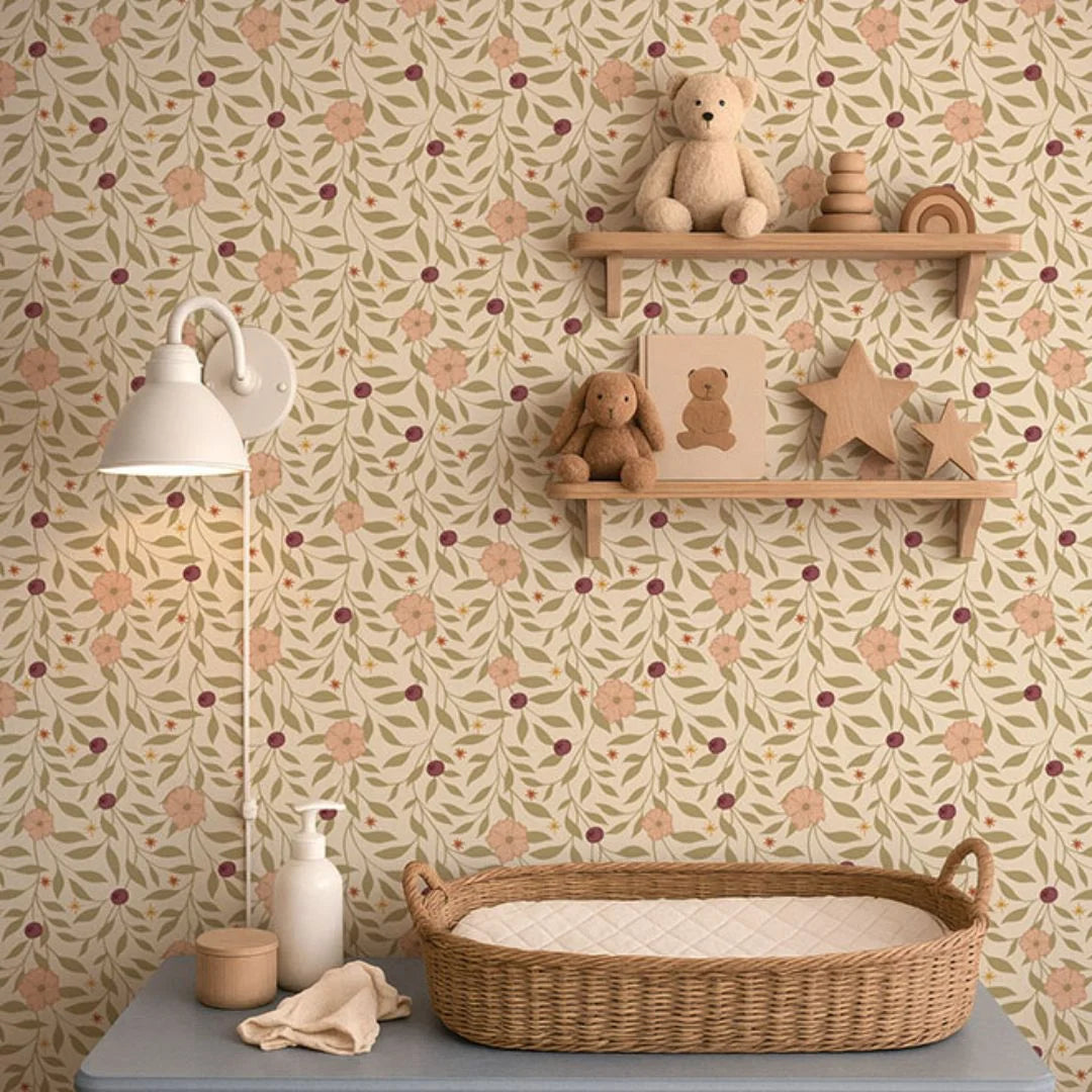 vintage meisjeskamer of babykamer behang met bloemen van het merk Little Amour