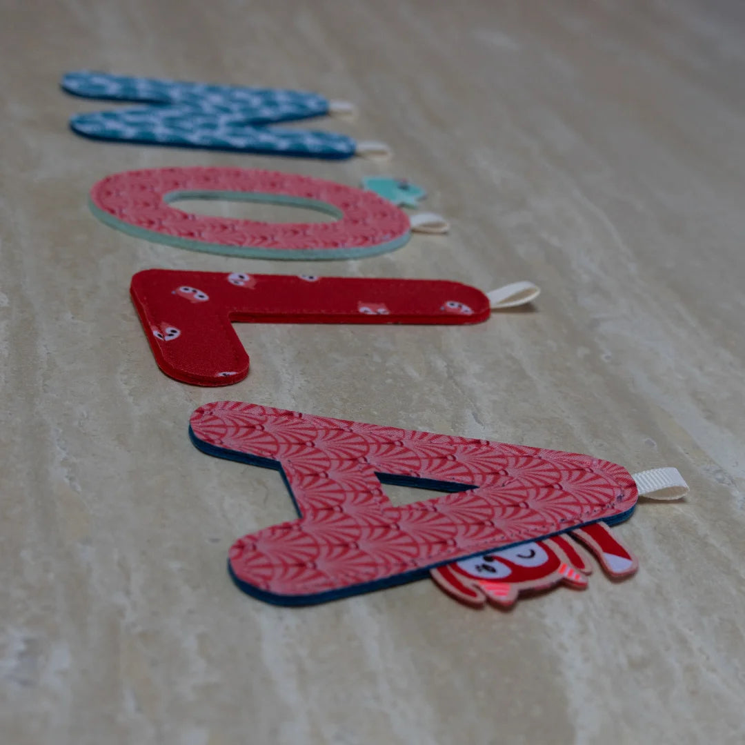 Naamslinger - letterslinger voor babykamer
