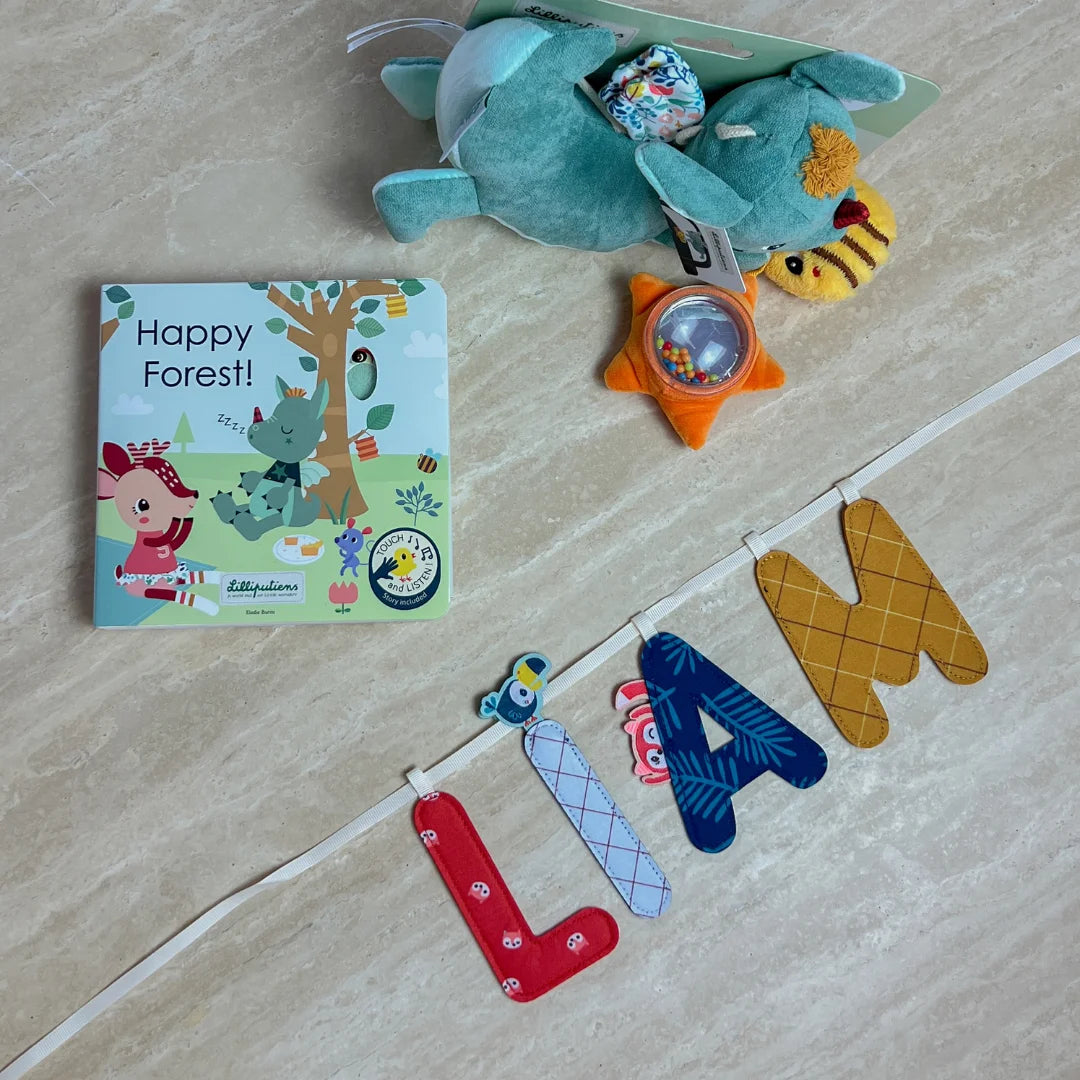 Naamslinger - letterslinger voor babykamer