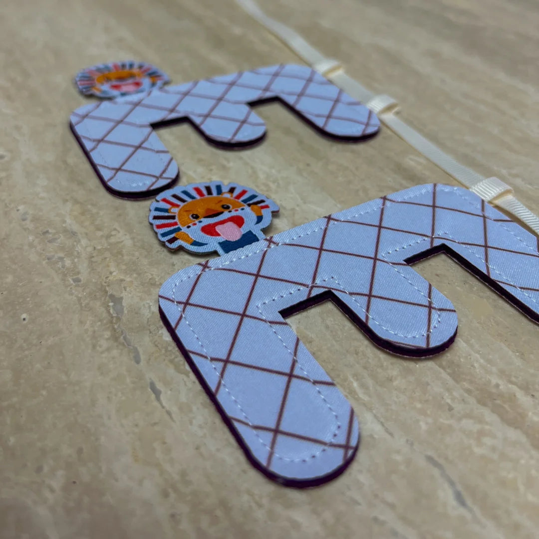 Naamslinger - letterslinger voor babykamer