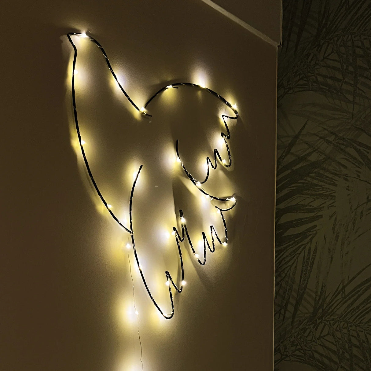Warm witte LED-lampjes in vogelvorm, perfect voor kinderkamer decoratie en sfeerverlichting