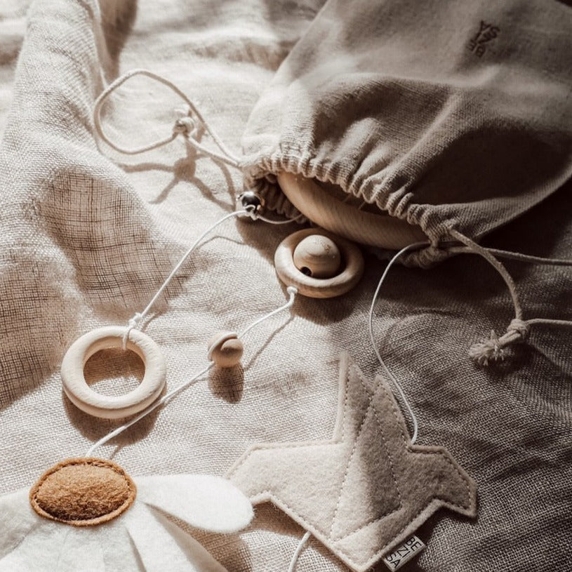 Baby mobiel - Daisy daylight beige