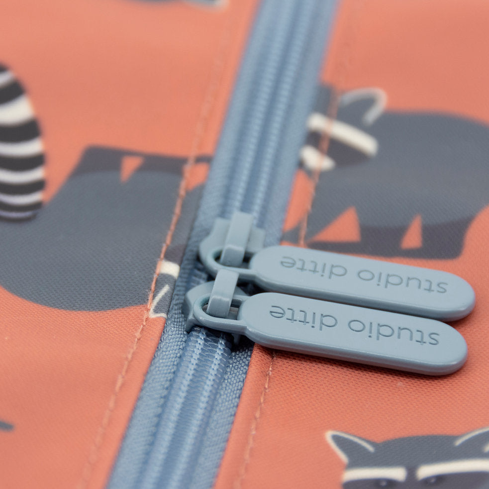 Studio-Ditte-kinder-rugzak-wasbeer-roest-rood