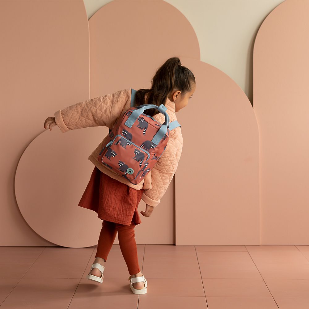 Studio-Ditte-kinder-rugzak-wasbeer-roest-rood