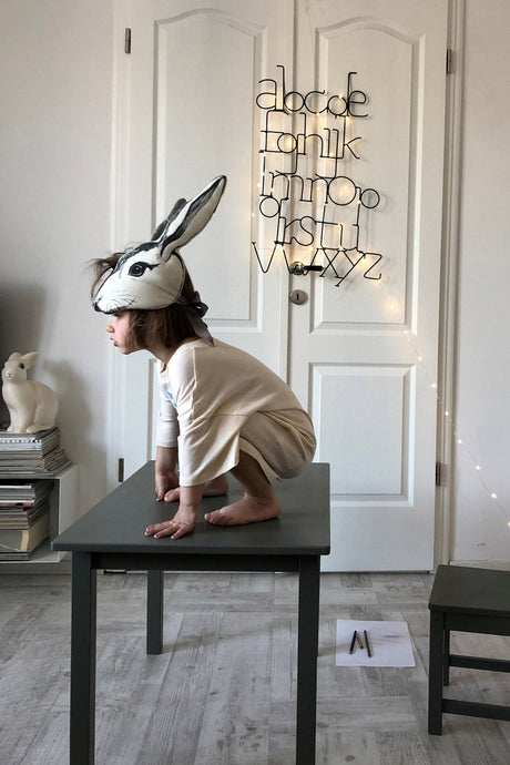 Draadlamp wandlamp voor kinderen met aflabet