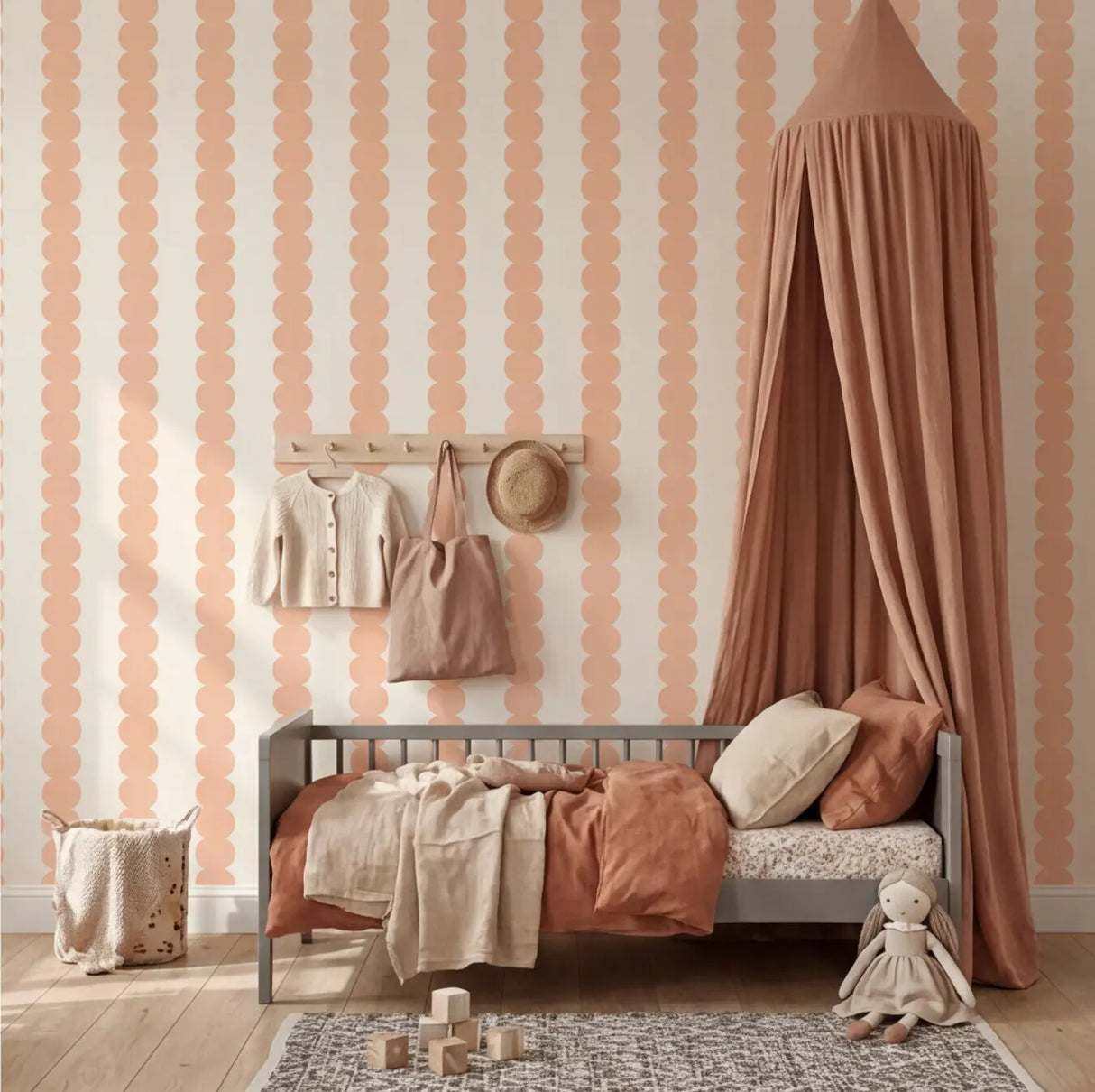 Retro behang strepen / blobs - bollen voor een stoere meisjeskamer of babykamer