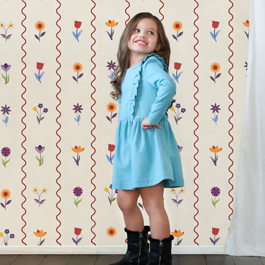 Behang met retro bloemen meisjeskamer
