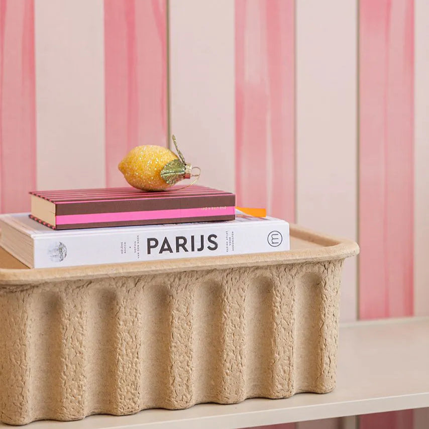 Bibelotte kinderkamer behang met strepen meisjes roze