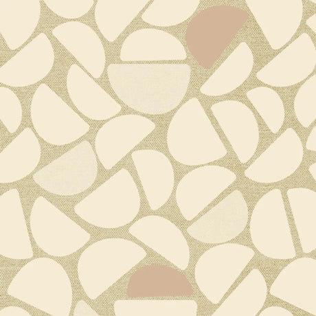 Bibelotte behang Pebble beige, zandkleurig behang met crèmewitte kiezelvormen voor de kinderkamer