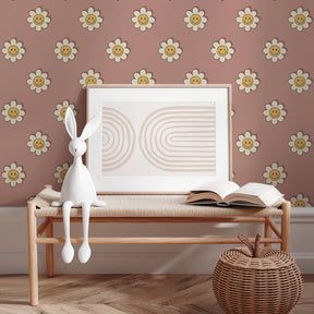 retro kinderkamer behang met bloemen en smileys voor de meisjeskamer van Annet Weelink