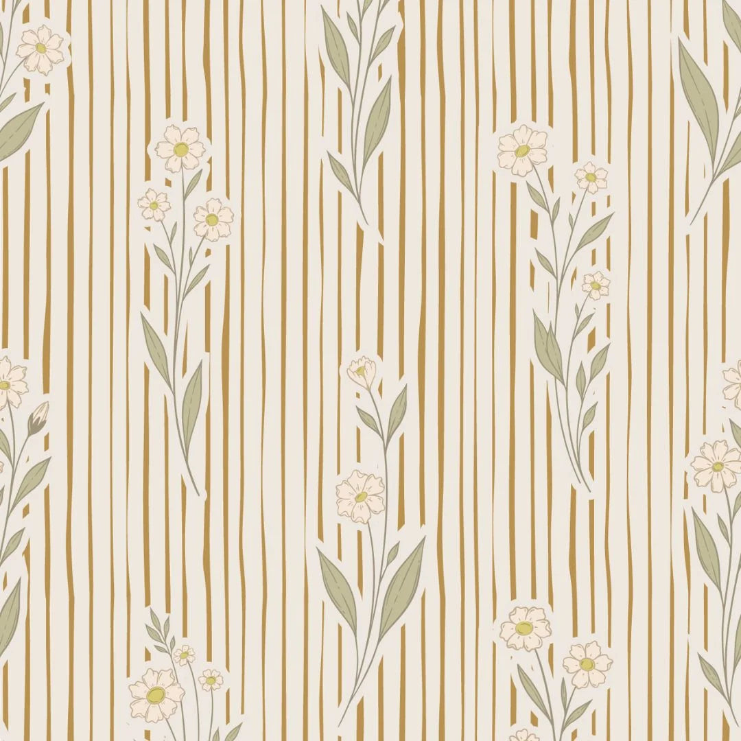 vintage meisjeskamer of babykamer behang met strepen en bloemen van het merk Little Amour