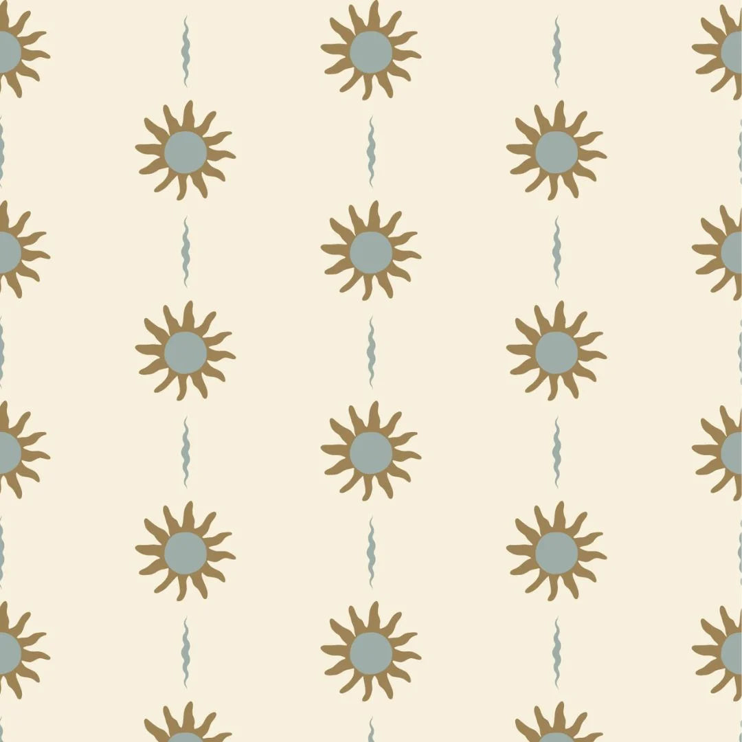 vintage meisjeskamer of babykamer behang met boho zonnetjes van het merk Little Amour