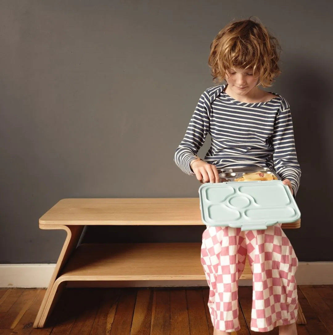 Houten kinderbankje