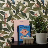 Bladeren behang met vogels voor babykamers of kinderkamers
