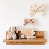 Strikken wandhanger van vilt voor babykamer en kinderkamer