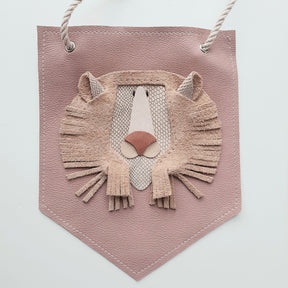 Muurhanger met leeuwenkop van Atelier Ovive